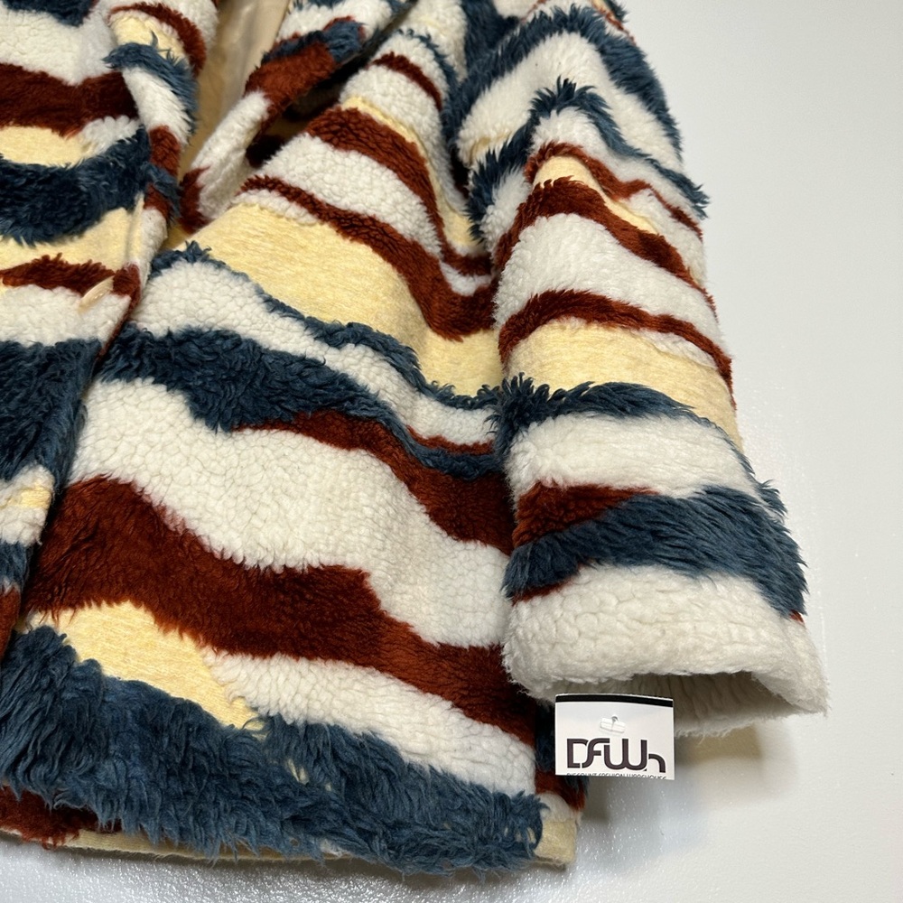 Anthropologie Leona Faux Fur Striped Collared Coat - Picture 4 of 7